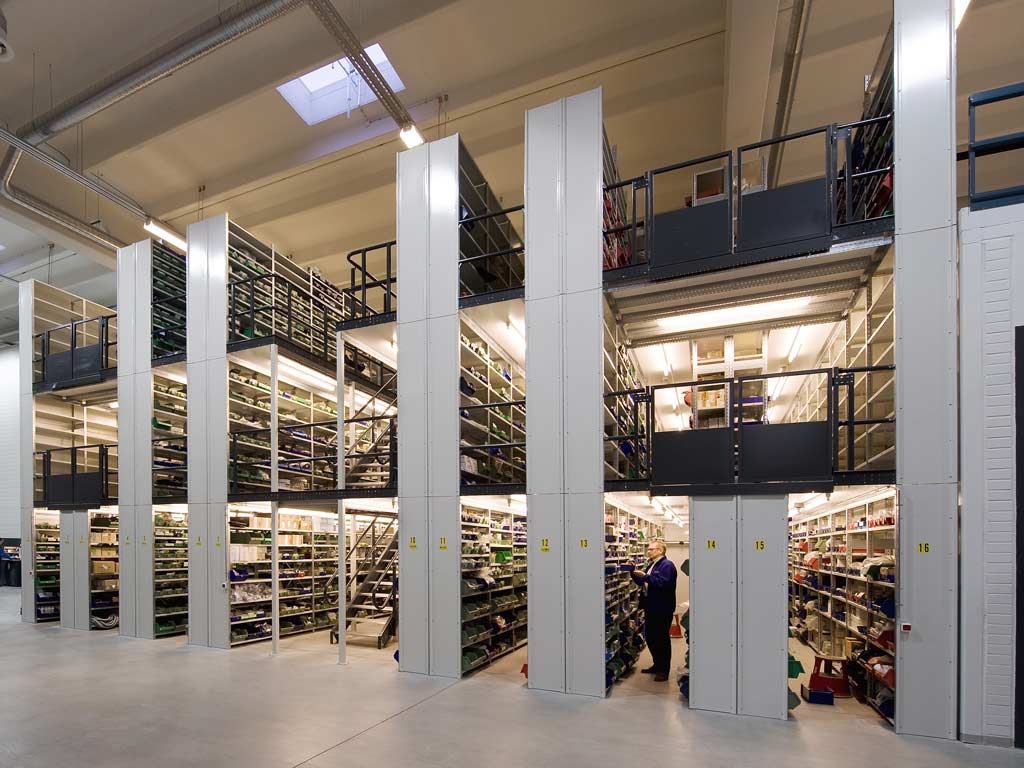 You are currently viewing 如何選擇適合的積層架？川能倉儲設備的專業規劃與比較優勢