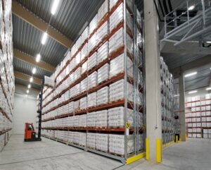 Read more about the article 自動倉儲的後盾:川能倉儲設備-電動移動貨架優勢公開